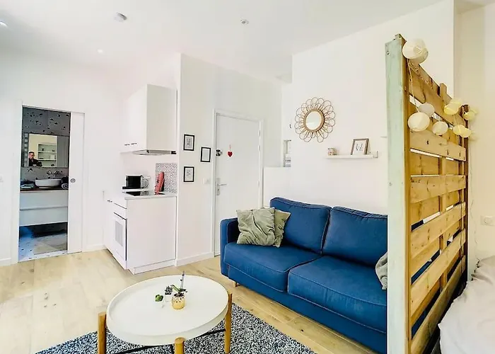 Terrasse Proche Port Et Plages De * Nice